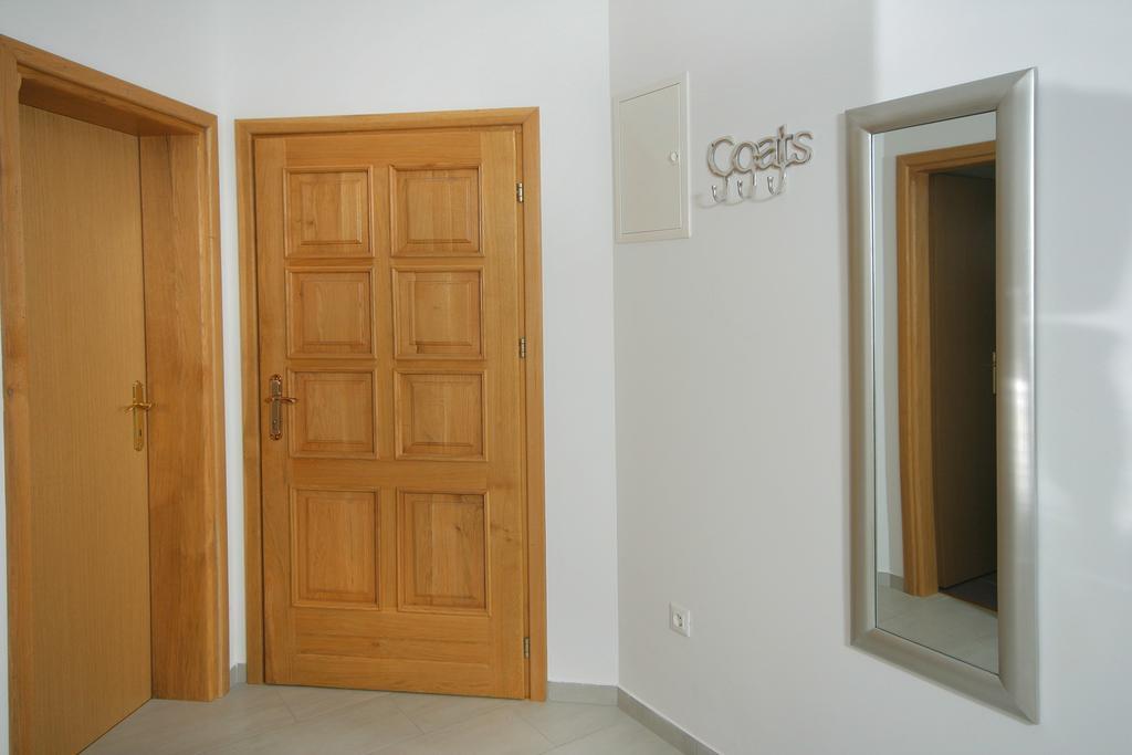Apartmani Mane Trogir Exteriör bild