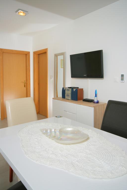 Apartmani Mane Trogir Exteriör bild