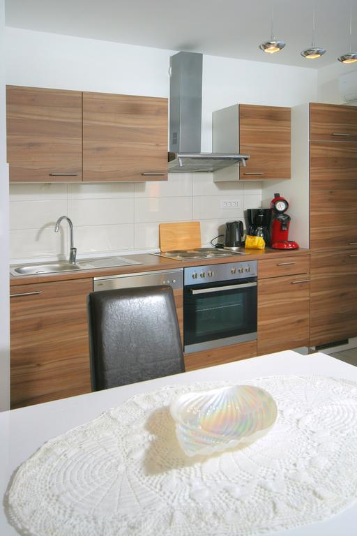 Apartmani Mane Trogir Exteriör bild