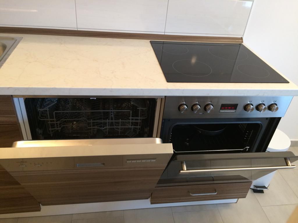 Apartmani Mane Trogir Exteriör bild
