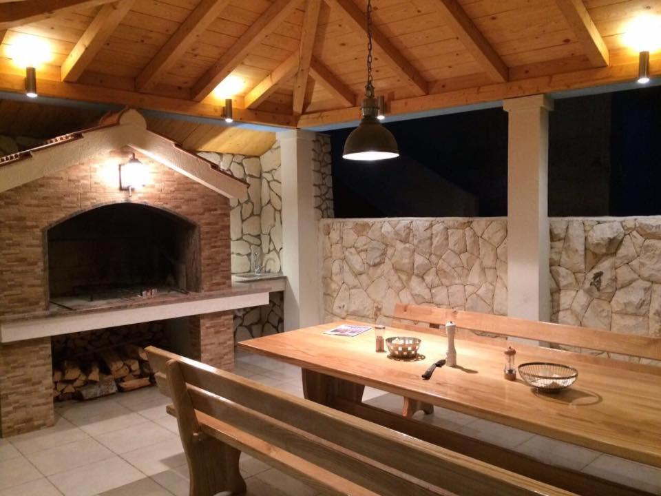Apartmani Mane Trogir Exteriör bild